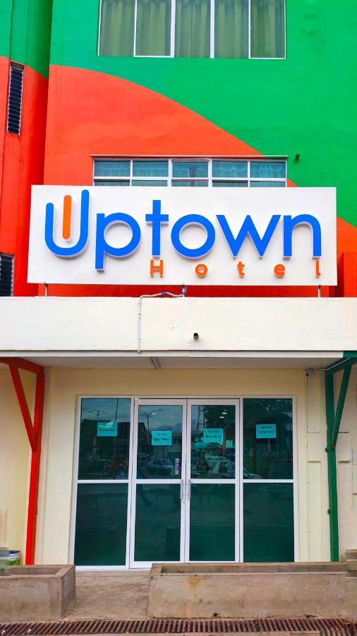 Uptown Hotel Semporna Extérieur photo