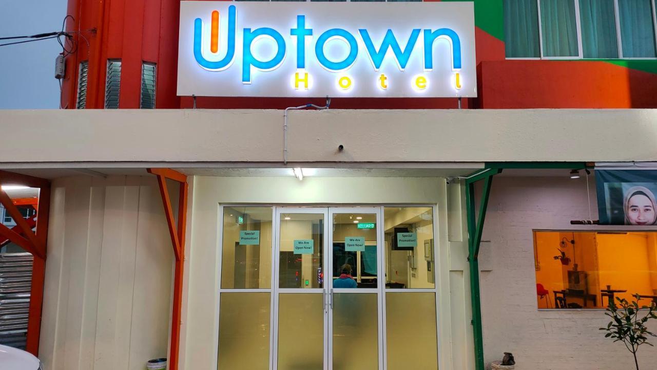 Uptown Hotel Semporna Extérieur photo